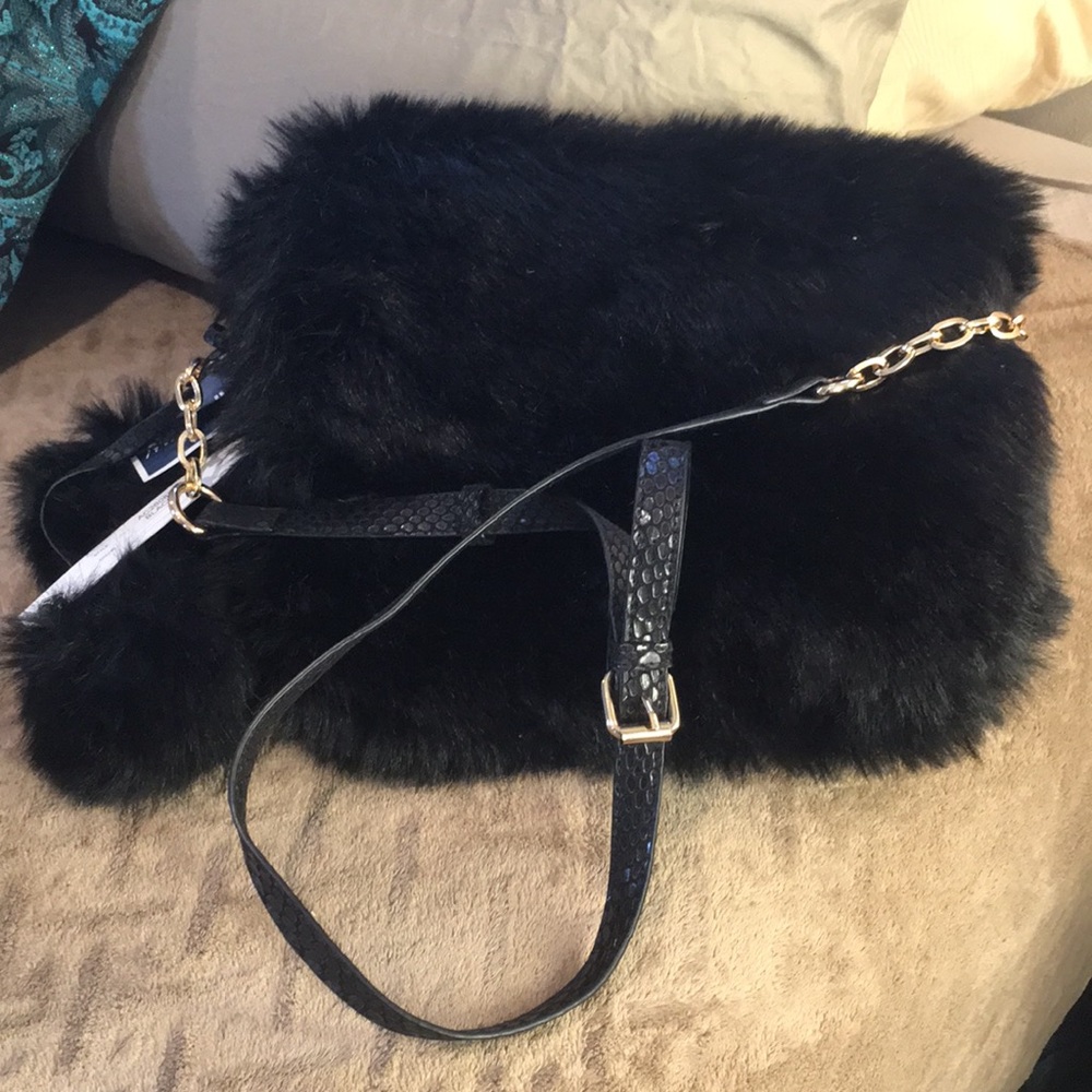 NEW Sondra Roberts Fur Muff Purse
